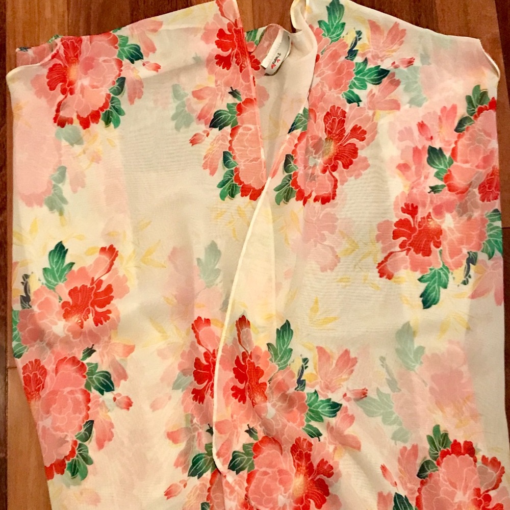 “Two Hearts” Floral Kimono